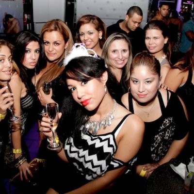 Stephanie Flor et al. posing for a photo